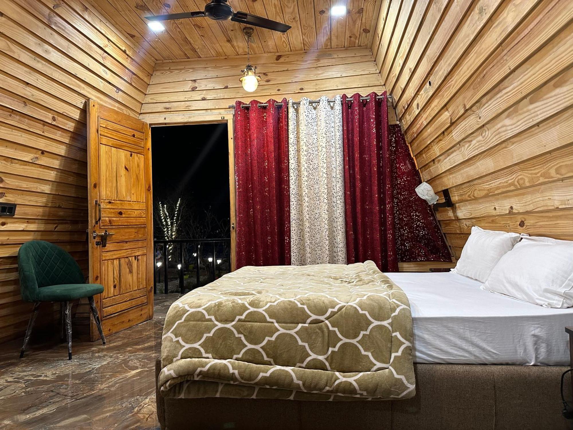 Cabana Riverside Resort - Kainchi Dham Nainital Exterior photo